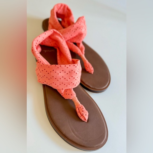 SANUK Stretchy Coral Peach Orange Leather Sling Yoga Sandals Comfy Summer Shoes - Picture 3 of 15